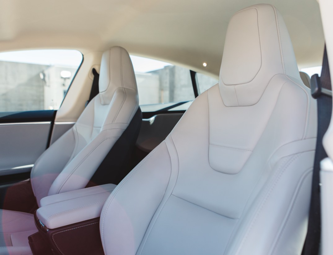 front-seats-close-up