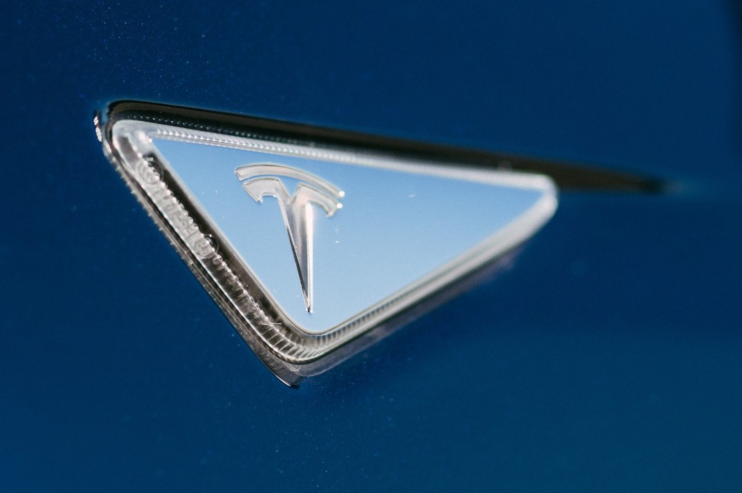 tesla-side-marker-close-up